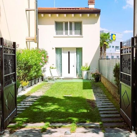 Villa Joy Verona - Luxury Chalet エクステリア 写真