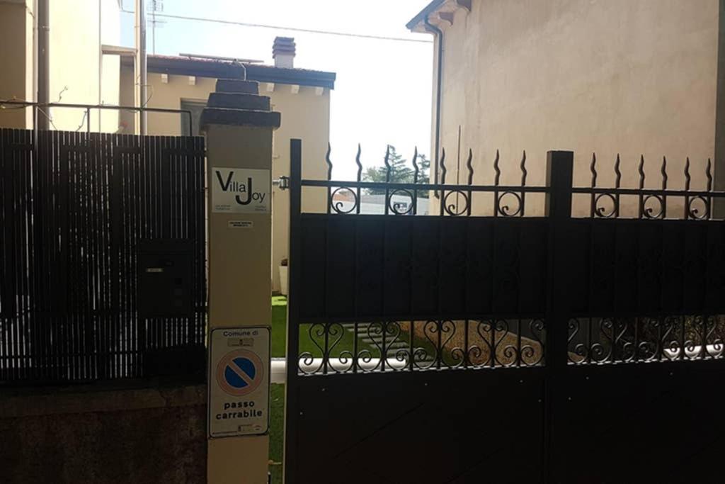 Villa Joy Verona - Luxury Chalet エクステリア 写真