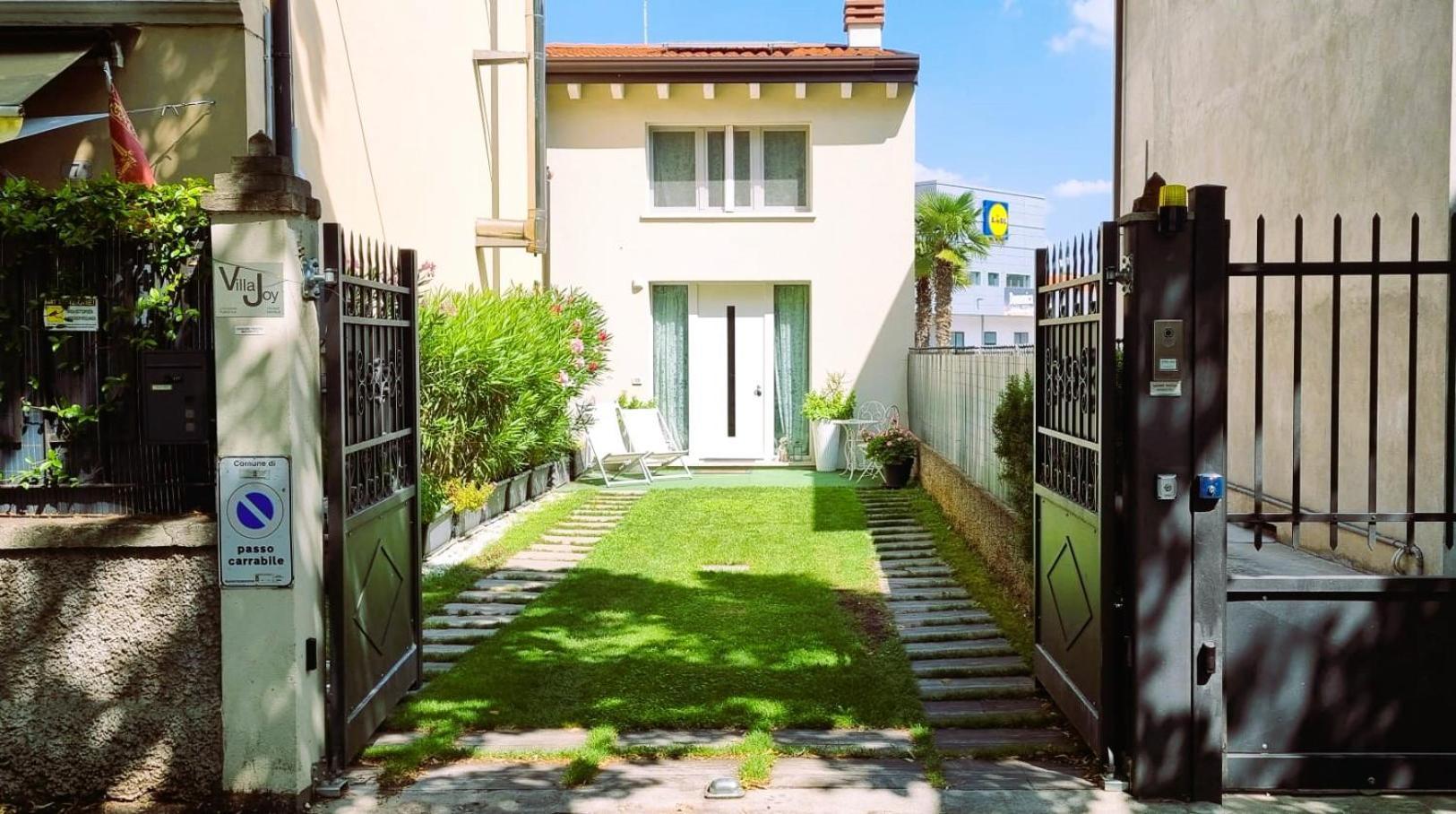 Villa Joy Verona - Luxury Chalet エクステリア 写真