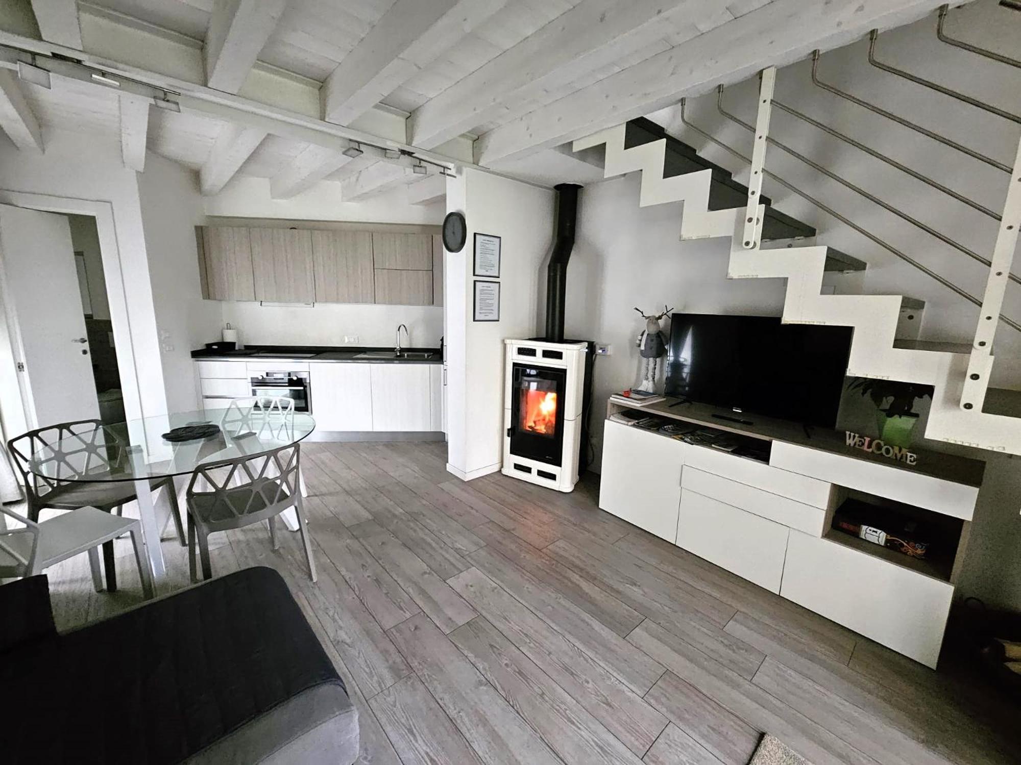 Villa Joy Verona - Luxury Chalet エクステリア 写真